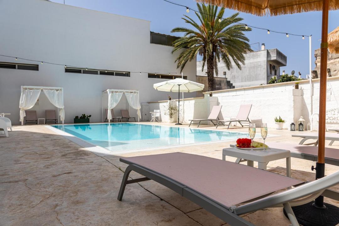 La Gemma Del Salento Rooms&Apartments Racale Exterior foto